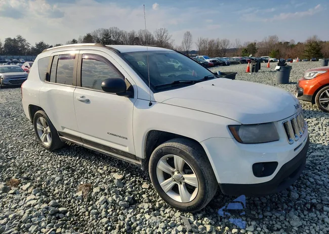 1C4NJDBB9ED703282: 41936566