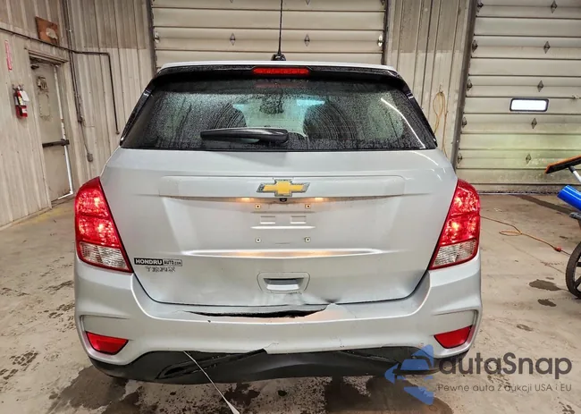 KL7CJKSB3JB590802: 79612525