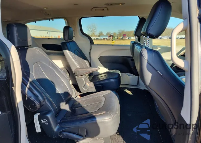 2C4RC1BG5JR124108: 79700465