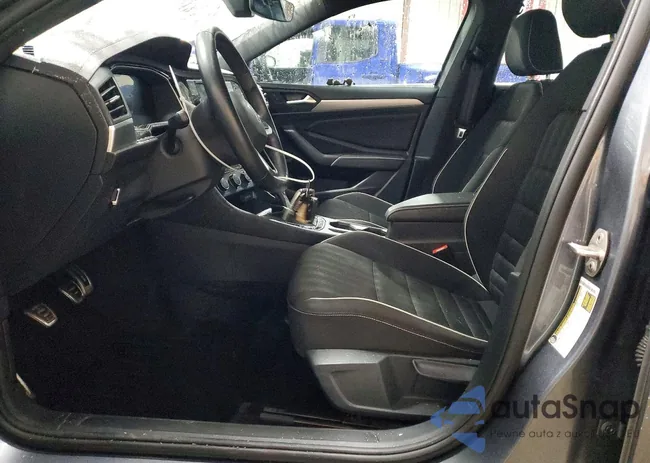 3VWAM7BU4RM010328: 79400785