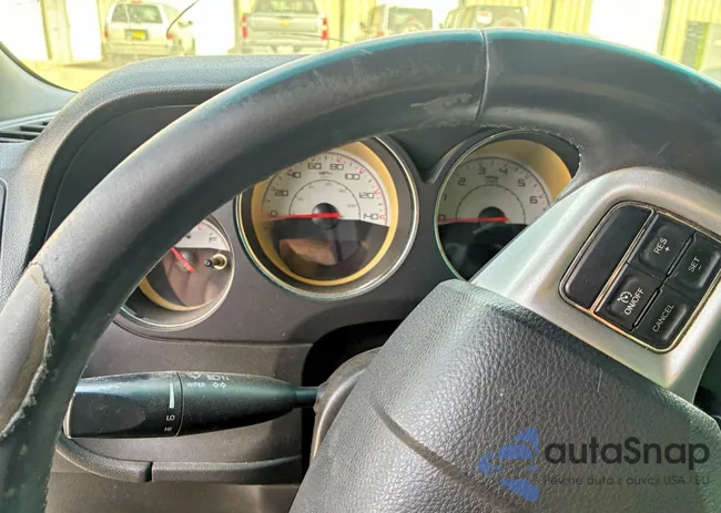 2C3CDYAGXEH231975: 41846736