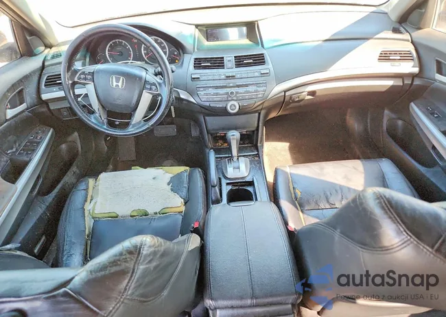 JHMCP26889C001876: 46219926