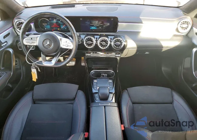 W1K5J5BB0NN274295: 76189135