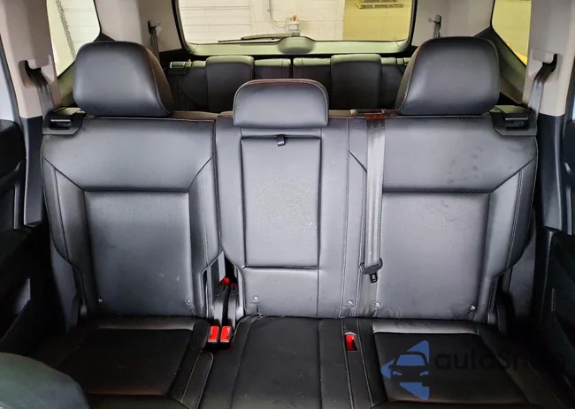 1V2XR2CA4KC620564: 79716215