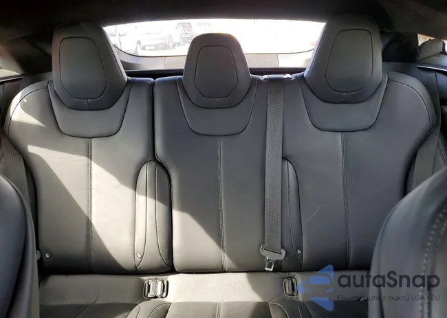 5YJSA1E20HF202632: 79846005