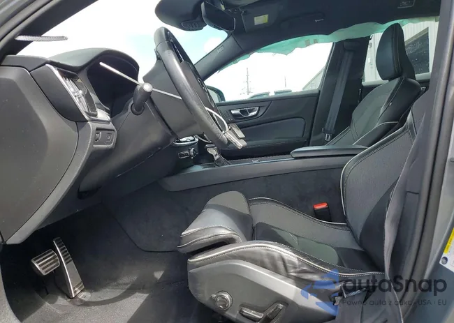 7JRA22TM0KG012802: 79731625