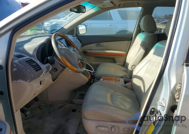 2T2GK31UX8C049327: 46143146