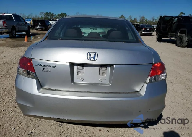 1HGCP2F7XAA138120: 42023746