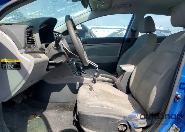 5NPD84LF9JH214569: 79637135