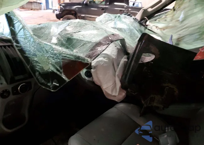 1FTYR1CM1GKA06885: 45661026