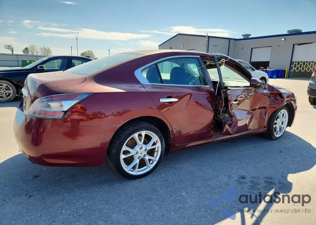 1N4AA5AP4CC810136: 45472756