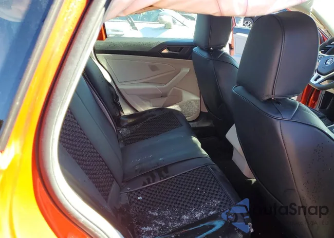 3VWC57BU1KM151983: 78880655