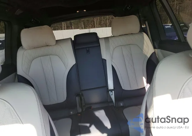 5UXCX6C00LLE35984: 79041135