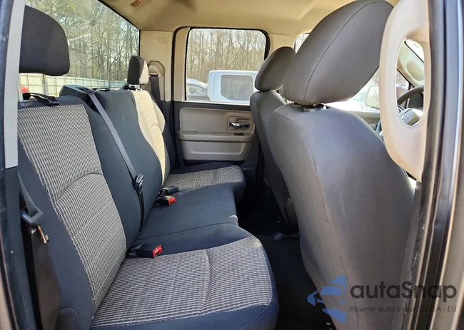 1D7RB1GP8AS160049: 79681105