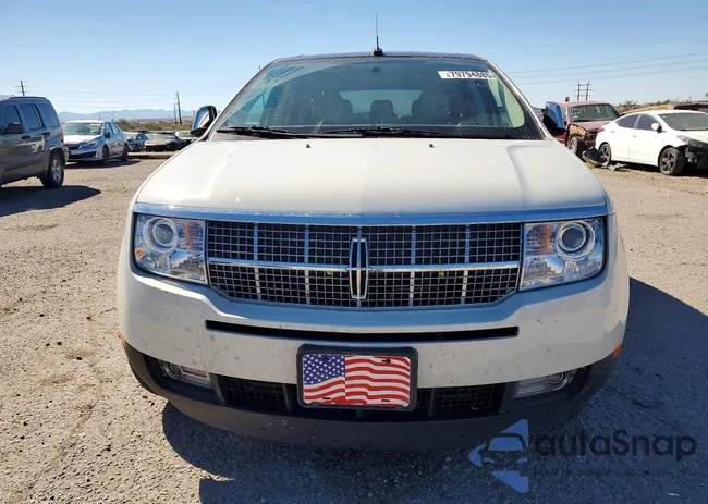 2LMDU68C39BJ09023: 79794885