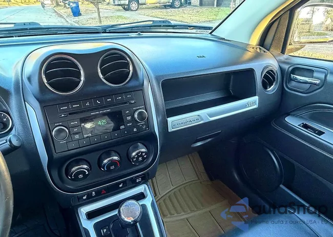 1C4NJCEA9GD734175: 41621746