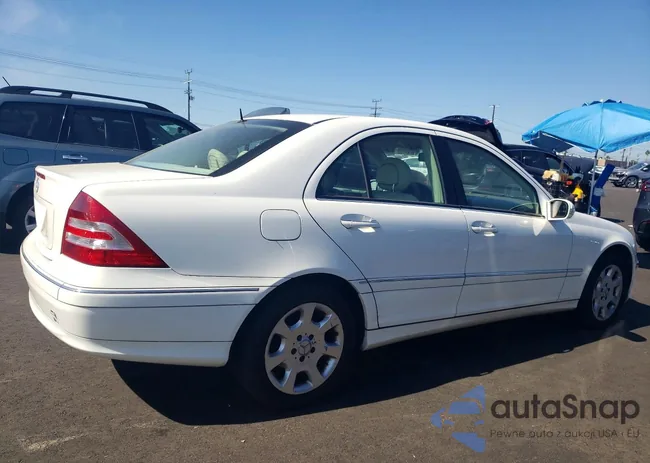 WDBRF61J75F609007: 79483155