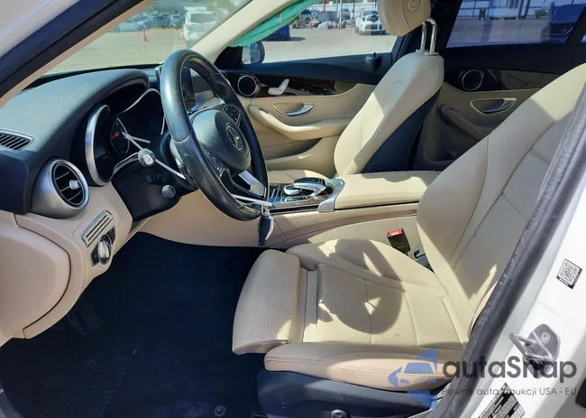 55SWF4JB8GU157995: 41666776