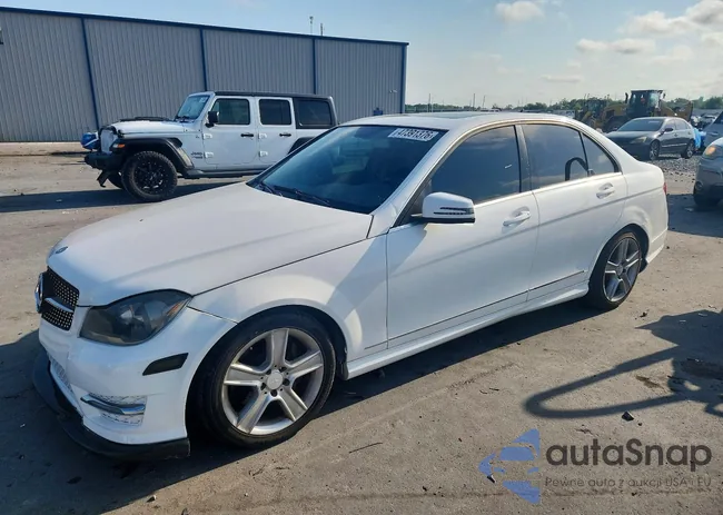 WDDGF8AB9DR246936: 47391376