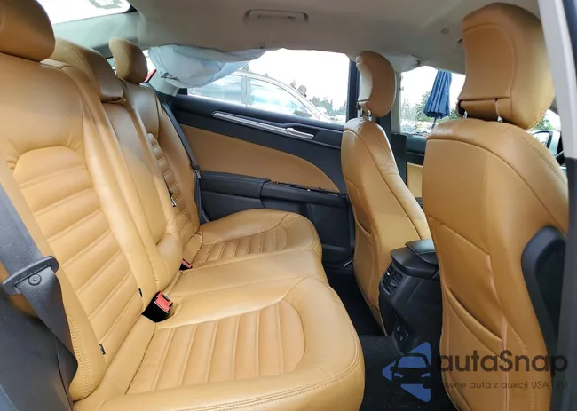 3FA6P0LU0GR187826: 41716916