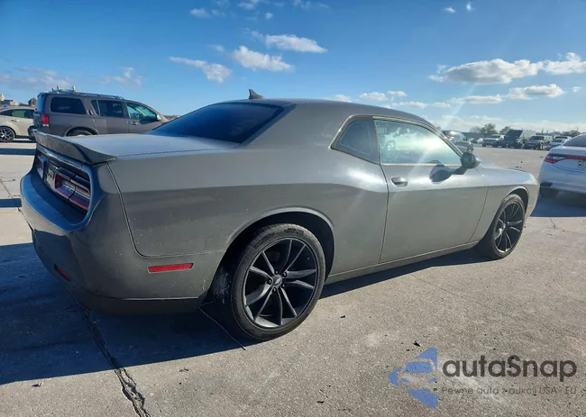 2C3CDZAG7JH111325: 79659215