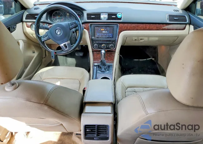 1VWCN7A33DC035620: 79669455