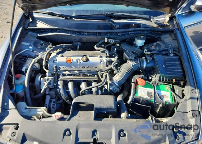 1HGCP2F34BA110280: 46579876