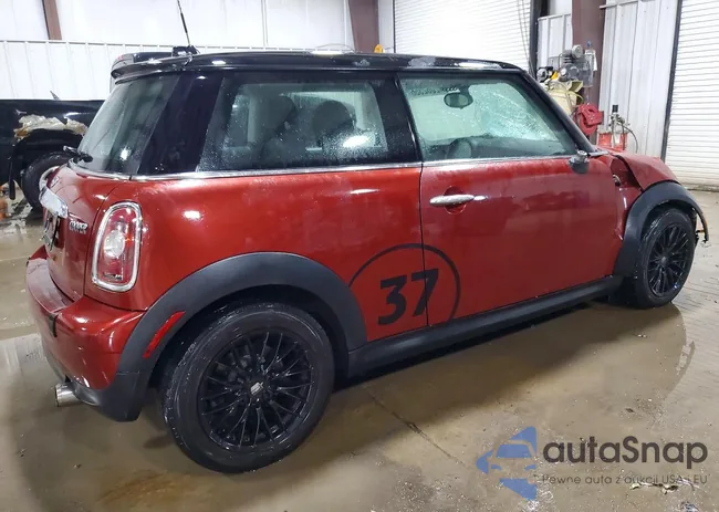 WMWMF33528TU68084: 42062556