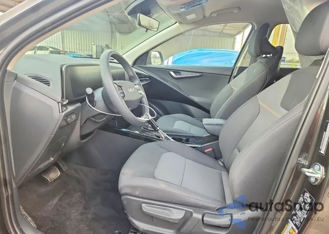 KNDCP3LE9T5328218: 79605445