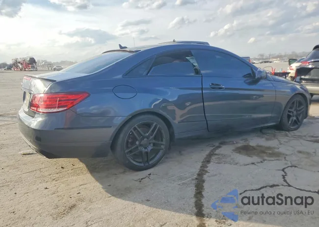 WDDKJ6FB2FF305352: 41618366