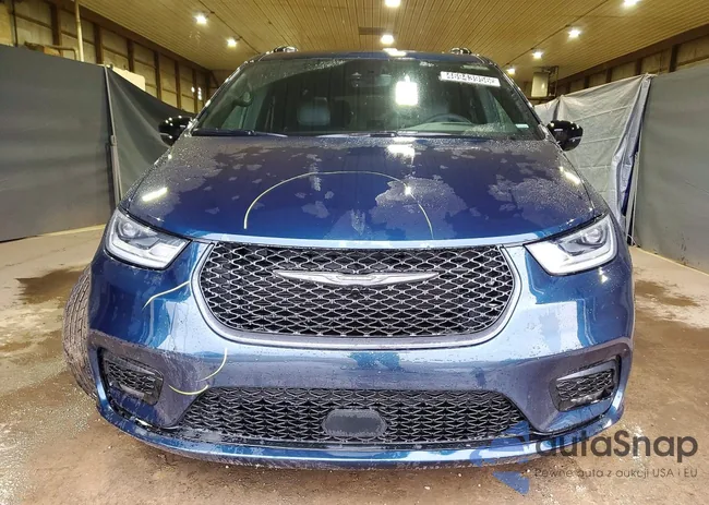 2C4RC1GG4SR560913: 46943956