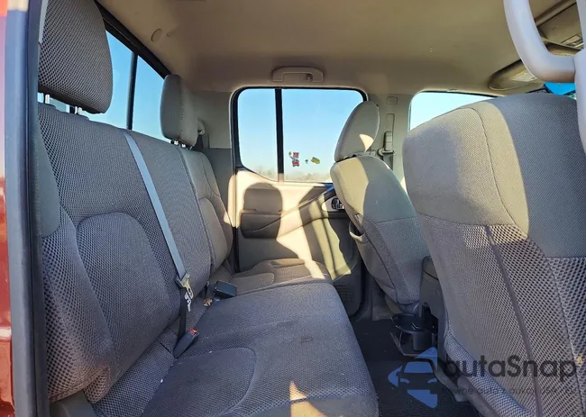 1N6AD0EV7GN744878: 79951455