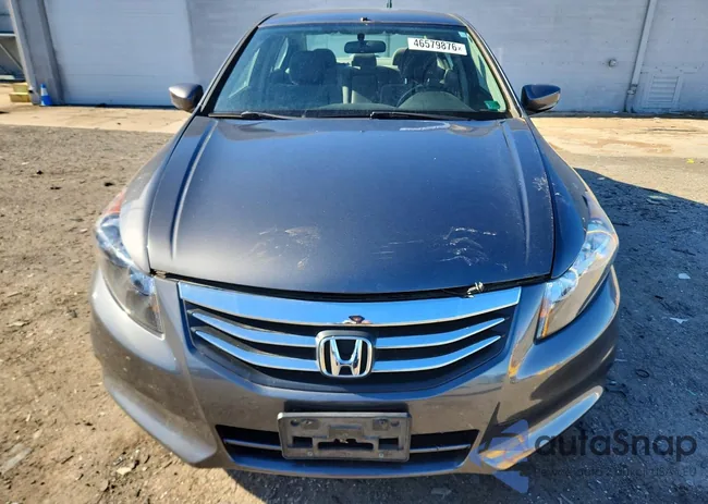 1HGCP2F34BA110280: 46579876