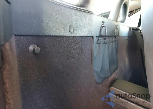 WDBKK47F4XF103867: 41678006