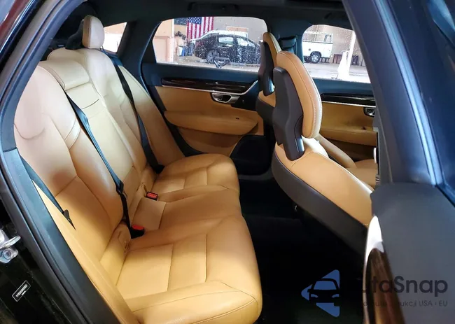 YV1102AK6H1010953: 78061005