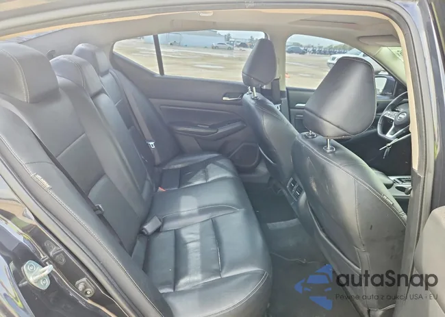 1N4BL4EV3KC246267: 45644976