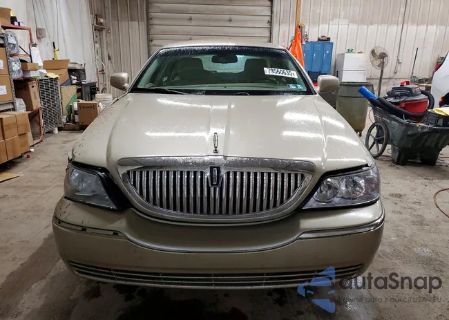 2LNBL8CV7BX763770: 79560635