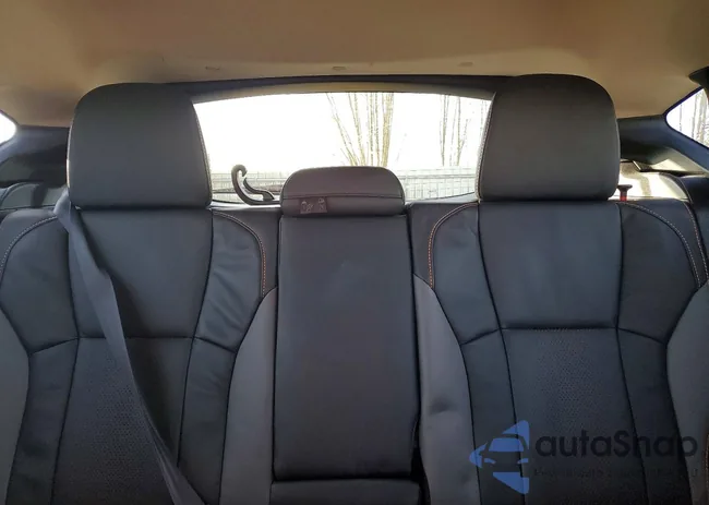 4S4GUHL68R3761027: 79106555