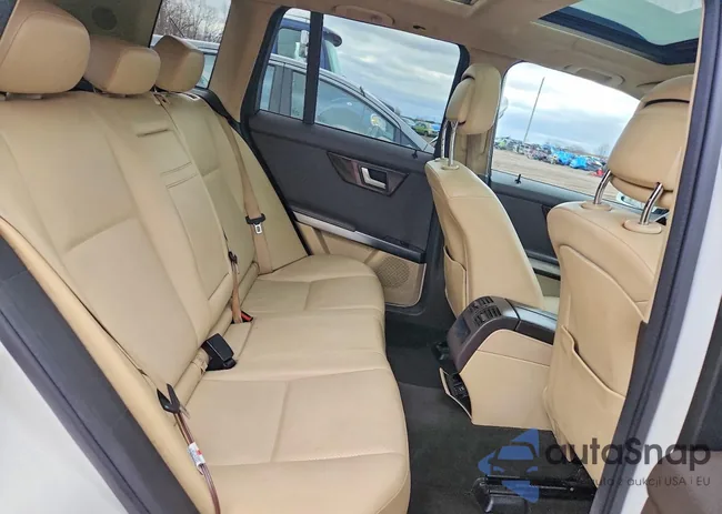 WDCGG8JB0DG086734: 45996206