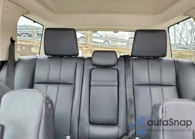 SALFR2BN8BH272135: 79704775