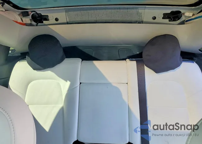 5YJYGDEE0MF096486: 79302975