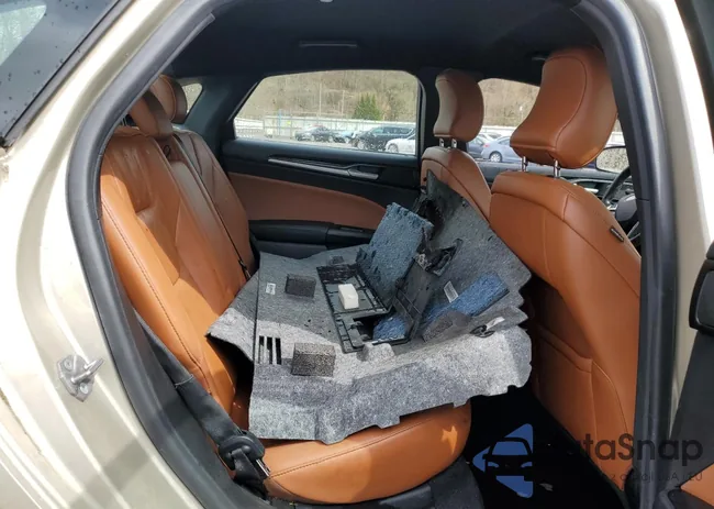 3FA6P0SU4KR236147: 49800294