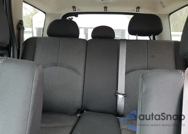 4F2CZ04196KM32511: 50327944