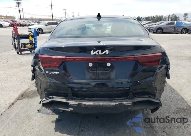 3KPF24AD7RE735012: 52738245