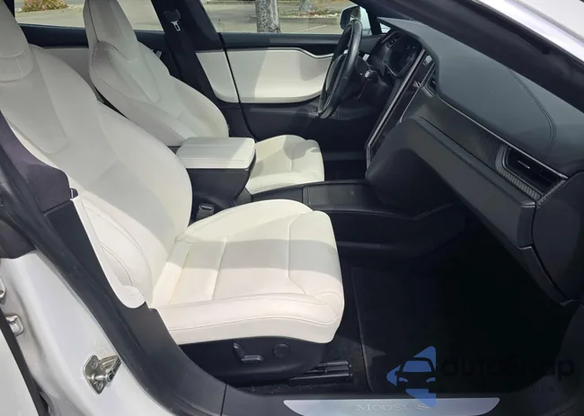 5YJSA1E29JF276329: 52448965