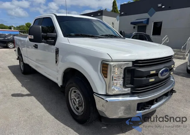 1FT7X2A60KEC91808: 54107635