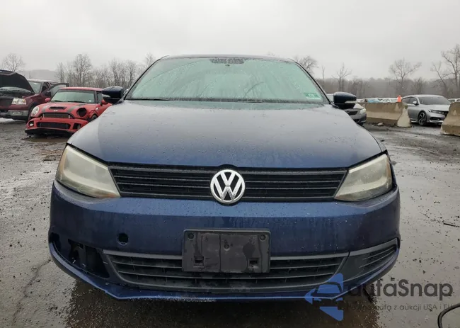 3VWD17AJ4EM402877: 51942495