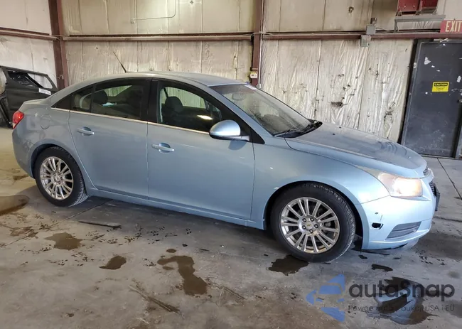 1G1PJ5SC3C7120962: 52401985