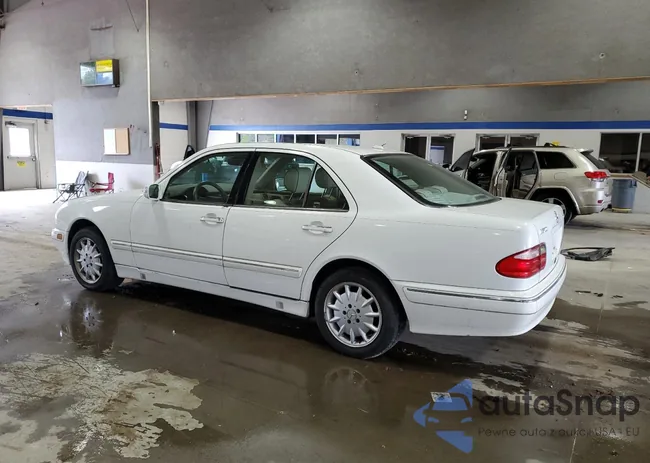 WDBJF82J02X065334: 53364165