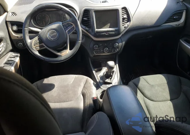 1C4PJLCB9HW593165: 53180325